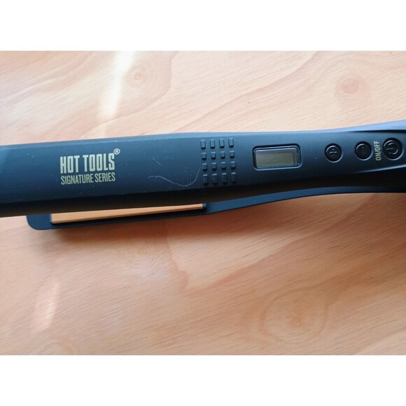 Hot Tools Signature Series 1" Ceramic Flat Iron - Picture 2 of 7